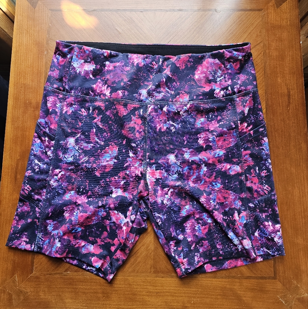 Yoga shorts